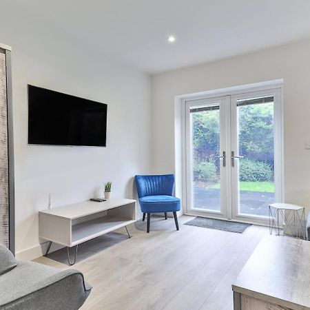 Villa 3 Bed Refurbished, Modern House, Wifi, Patio Area Sheffield Esterno foto