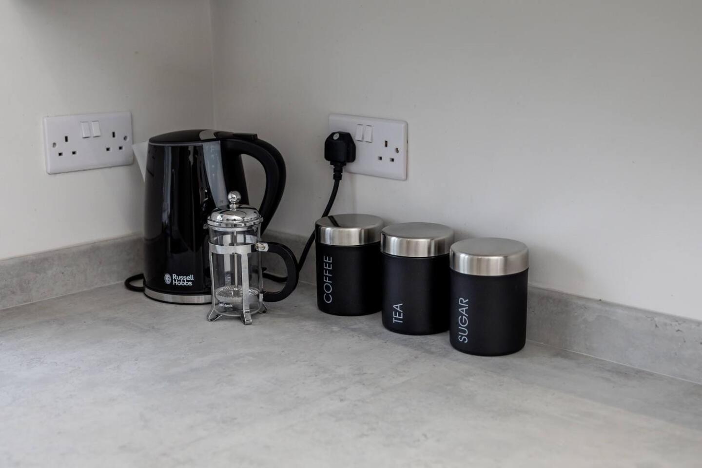 Villa 3 Bed Refurbished, Modern House, Wifi, Patio Area Sheffield Esterno foto