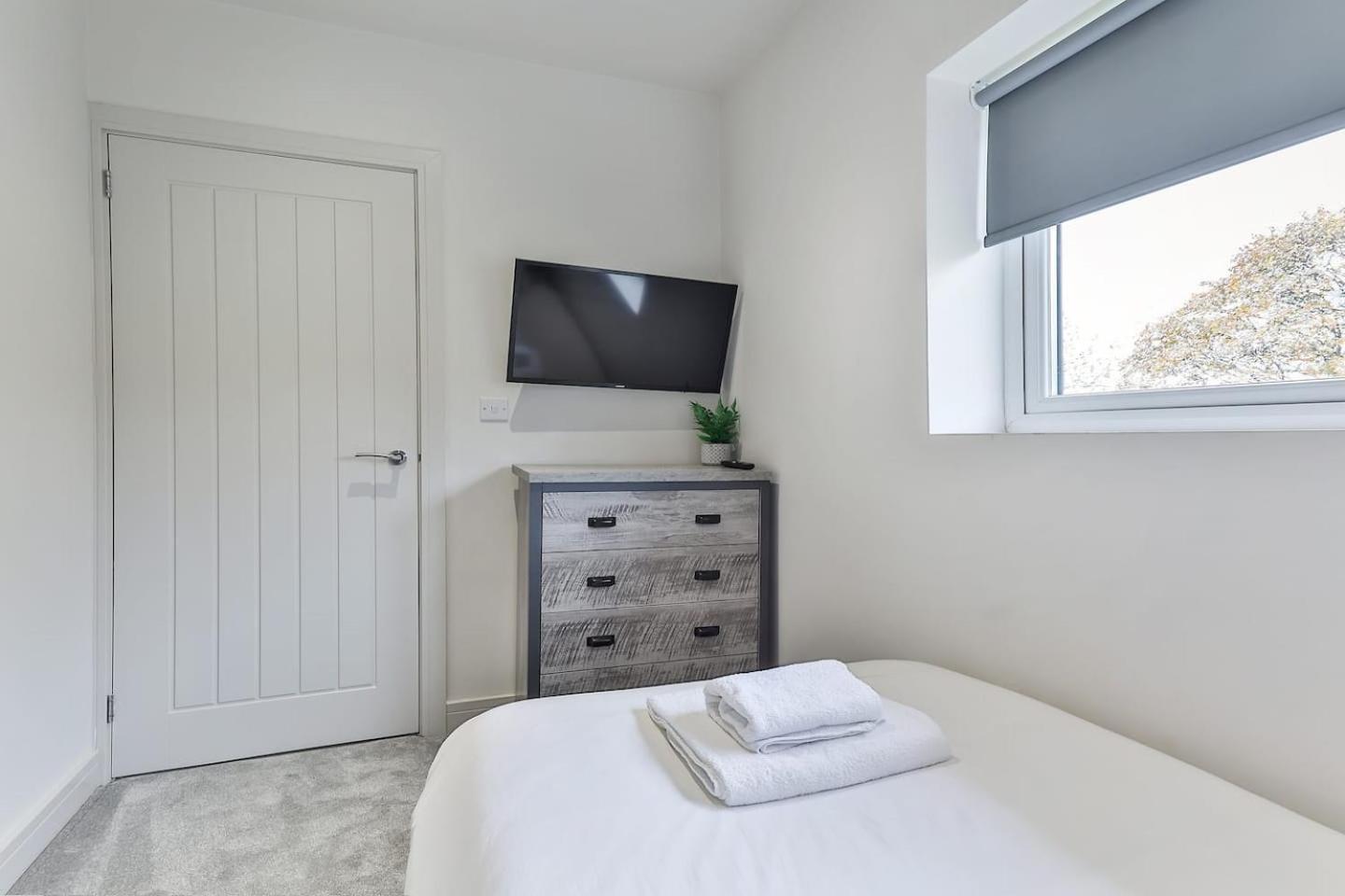 Villa 3 Bed Refurbished, Modern House, Wifi, Patio Area Sheffield Esterno foto