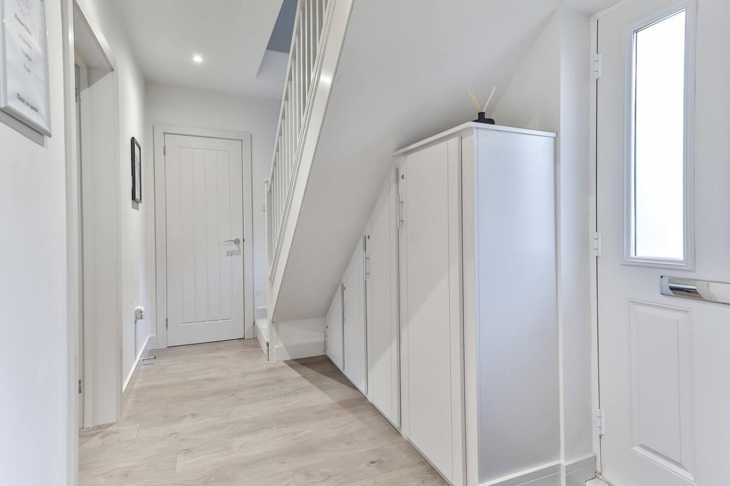 Villa 3 Bed Refurbished, Modern House, Wifi, Patio Area Sheffield Esterno foto